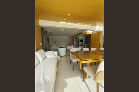 Apartamento à venda com 147m², 3 quartos e 2 vagas Apartamento à venda com 147m², 3 quartos e 2 vagasFoto 01