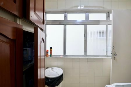 Apartamento para alugar com 126m², 3 quartos e 1 vaga Apartamento para alugar com 126m², 3 quartos e 1 vagaÁrea de Serviço