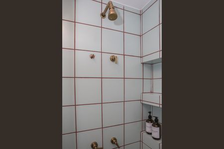 Studio à venda com 30m², 1 quarto e sem vaga Studio à venda com 30m², 1 quarto e sem vagaBanheiro