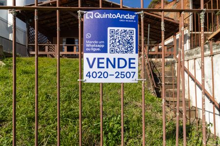 Casa à venda com 180m², 3 quartos e 1 vagaPlaquinha