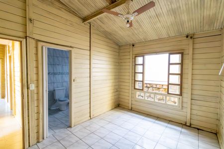 Casa à venda com 180m², 3 quartos e 1 vagaSuíte