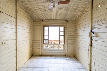 Casa à venda com 180m², 3 quartos e 1 vagaSuíte