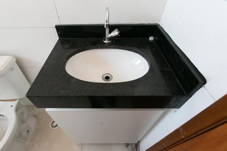 Apartamento para alugar com 49m², 2 quartos e sem vaga Apartamento para alugar com 49m², 2 quartos e sem vagaBanheiro
