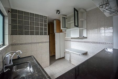 Apartamento para alugar com 90m², 2 quartos e 1 vagaCozinha