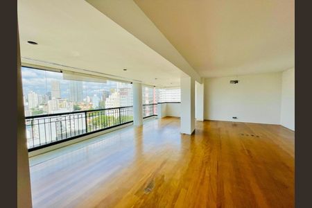 Apartamento à venda com 215m², 3 quartos e 4 vagas Apartamento à venda com 215m², 3 quartos e 4 vagasFoto 18