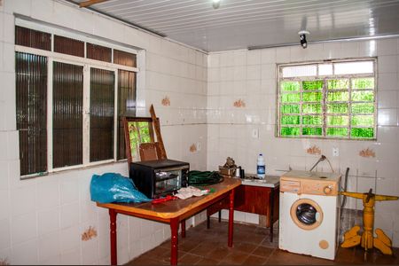 Casa à venda com 146m², 2 quartos e 1 vagaÁrea de Serviço
