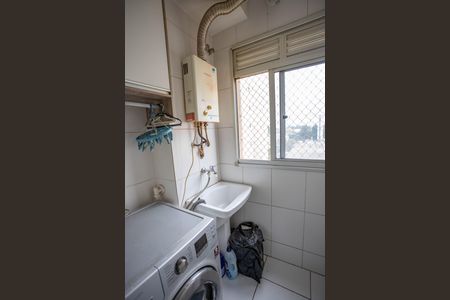 Apartamento à venda com 45m², 2 quartos e 1 vaga Apartamento à venda com 45m², 2 quartos e 1 vagaÁrea de serviço