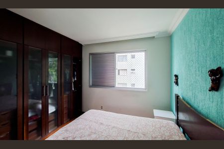 Apartamento à venda com 140m², 4 quartos e 2 vagasQuarto 4