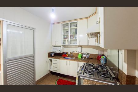 Apartamento à venda com 140m², 4 quartos e 2 vagasCozinha e Área de Serviço