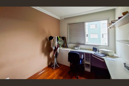 Quarto de apartamento à venda com 4 quartos, 140m² em Ipiranga, Belo Horizonte