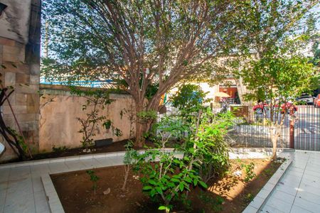 Casa à venda com 220m², 2 quartos e 4 vagasEntrada