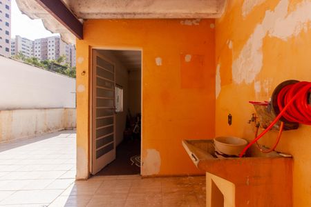 Casa à venda com 220m², 2 quartos e 4 vagasÁrea de Serviço