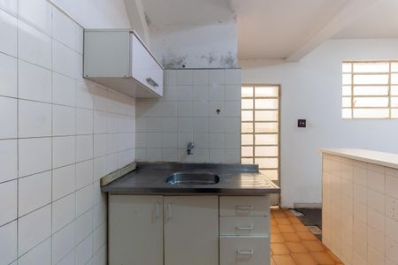 Casa à venda com 220m², 2 quartos e 4 vagasCasa 2 - Cozinha