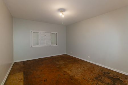 Casa à venda com 220m², 2 quartos e 4 vagasQuarto 1