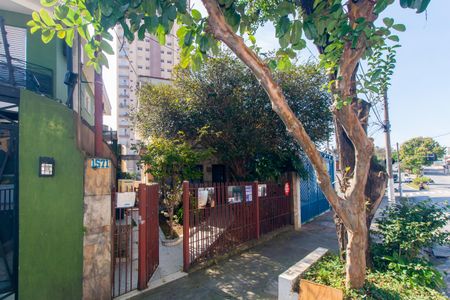 Casa à venda com 220m², 2 quartos e 4 vagasFachada