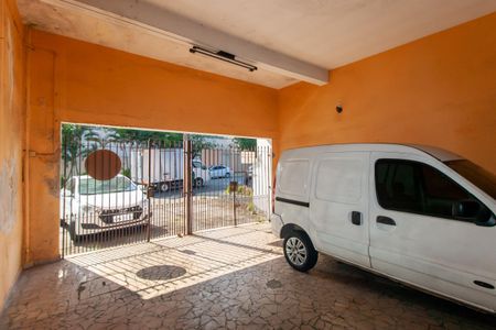 Casa à venda com 220m², 2 quartos e 4 vagasGaragem