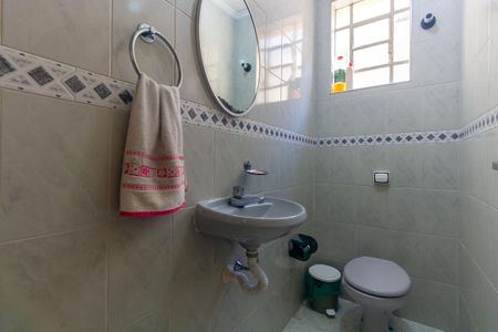 Casa à venda com 220m², 2 quartos e 4 vagasLavabo