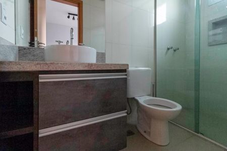 Apartamento à venda com 76m², 2 quartos e 2 vagasSuíte