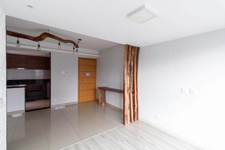 Apartamento à venda com 76m², 2 quartos e 2 vagasSala
