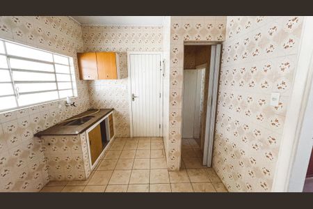 Casa à venda com 239m², 3 quartos e 1 vagaCozinha