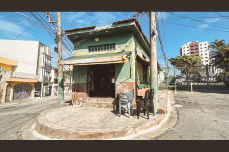 Casa à venda com 239m², 3 quartos e 1 vagaFachada