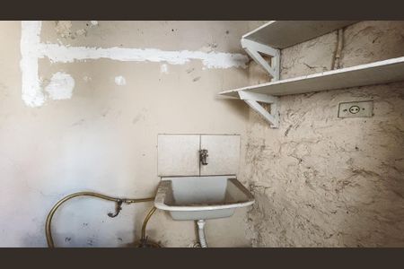 Casa à venda com 239m², 3 quartos e 1 vagaÁrea de Serviço