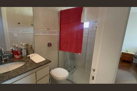 Apartamento à venda com 128m², 3 quartos e 2 vagas Apartamento à venda com 128m², 3 quartos e 2 vagasBanheiro Social