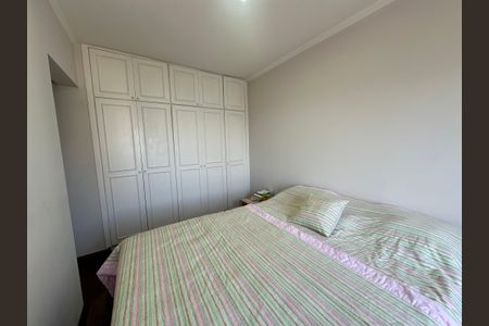 Apartamento à venda com 128m², 3 quartos e 2 vagas Apartamento à venda com 128m², 3 quartos e 2 vagasQuarto 2