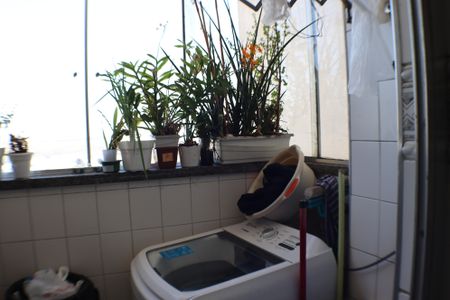 Apartamento à venda com 128m², 3 quartos e 2 vagas Apartamento à venda com 128m², 3 quartos e 2 vagasÁrea de Serviço