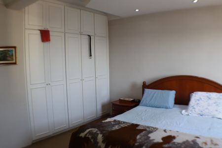 Apartamento à venda com 128m², 3 quartos e 2 vagas Apartamento à venda com 128m², 3 quartos e 2 vagasSuíte