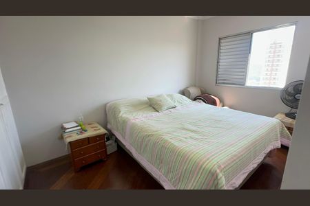 Apartamento à venda com 128m², 3 quartos e 2 vagas Apartamento à venda com 128m², 3 quartos e 2 vagasQuarto 2