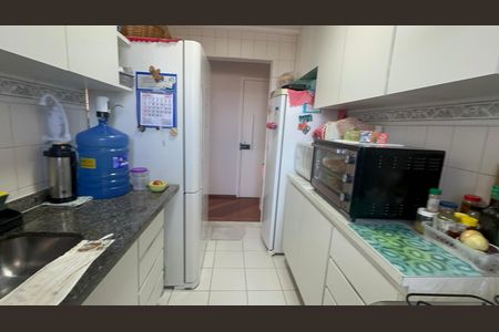 Apartamento à venda com 128m², 3 quartos e 2 vagas Apartamento à venda com 128m², 3 quartos e 2 vagasCozinha