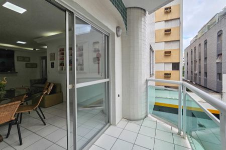 Apartamento para alugar com 100m², 3 quartos e 1 vagavaranda