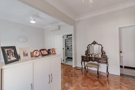 Apartamento à venda com 270m², 5 quartos e 1 vagaSuíte