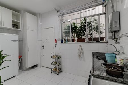 Apartamento à venda com 270m², 5 quartos e 1 vagaÁrea de Serviço