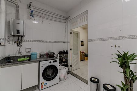 Apartamento à venda com 270m², 5 quartos e 1 vagaÁrea de Serviço