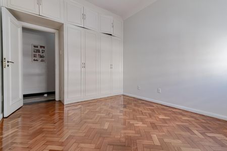 Apartamento à venda com 270m², 5 quartos e 1 vagaQuarto 2