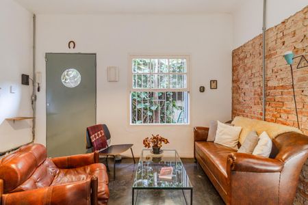 Casa para alugar com 130m², 2 quartos e sem vagaSala