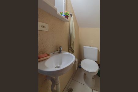 Casa à venda com 150m², 2 quartos e 2 vagas Casa à venda com 150m², 2 quartos e 2 vagasLavabo da Sala