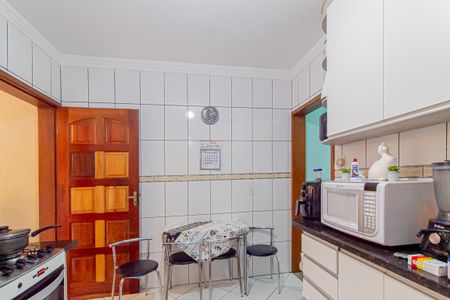 Casa à venda com 150m², 2 quartos e 2 vagas Casa à venda com 150m², 2 quartos e 2 vagasCozinha