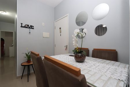 Apartamento à venda com 65m², 2 quartos e 1 vagaSala