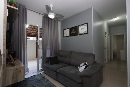 Apartamento à venda com 65m², 2 quartos e 1 vagaSala