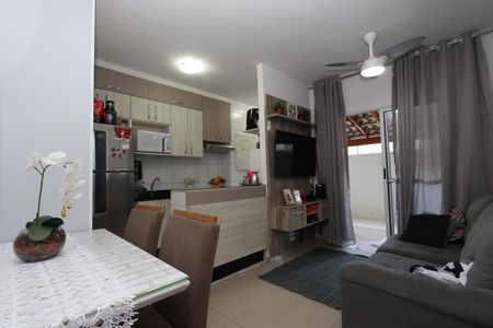 Apartamento à venda com 65m², 2 quartos e 1 vagaSala