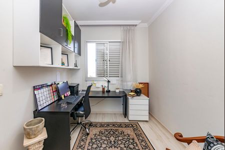 Apartamento à venda com 95m², 3 quartos e 2 vagasQuarto 