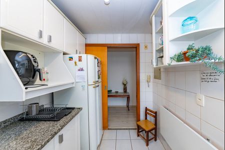 Apartamento à venda com 95m², 3 quartos e 2 vagasCozinha