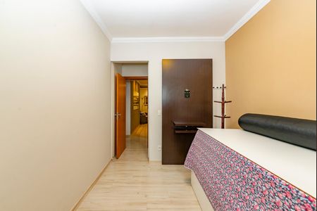 Apartamento à venda com 95m², 3 quartos e 2 vagasQuarto 2