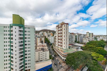 Apartamento à venda com 95m², 3 quartos e 2 vagasQuarto 2