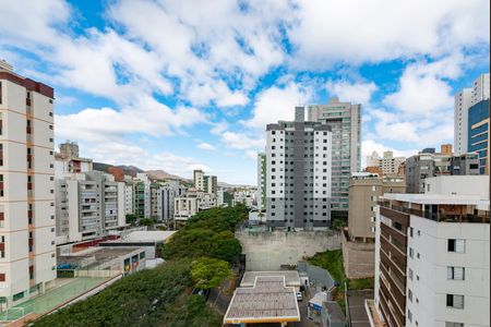 Apartamento à venda com 95m², 3 quartos e 2 vagasQuarto 2