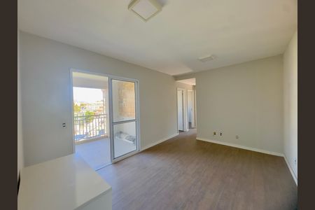 Sala de apartamento à venda com 3 quartos, 70m² em Vila Leonor, Guarulhos