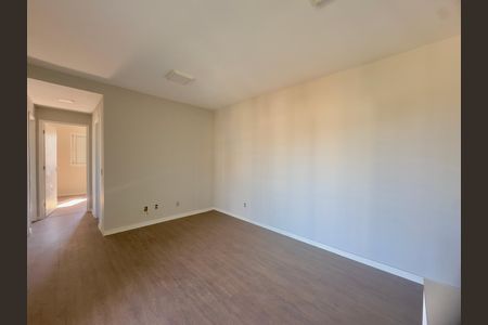 Sala de apartamento à venda com 3 quartos, 70m² em Vila Leonor, Guarulhos